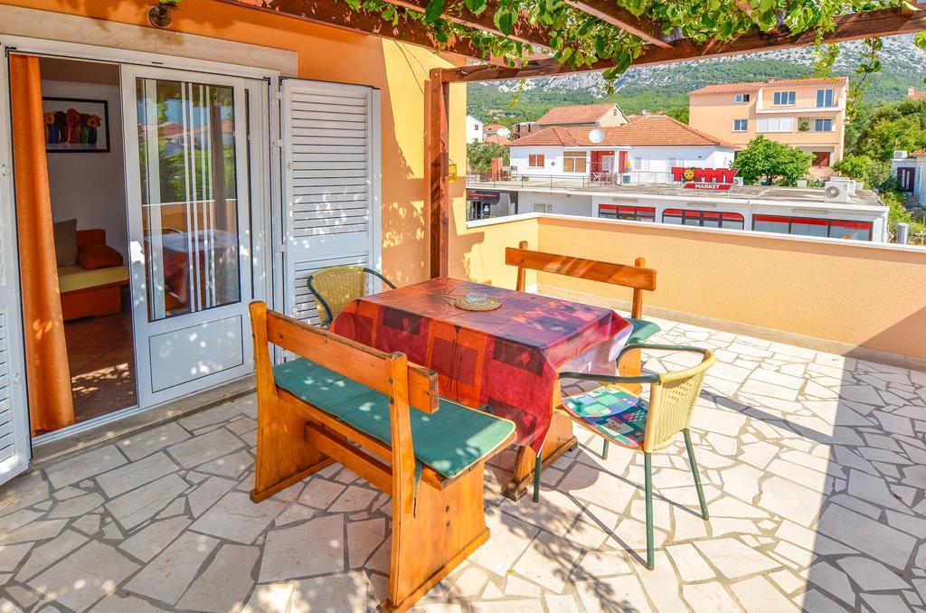 Apartments Karla Orebić Стая снимка